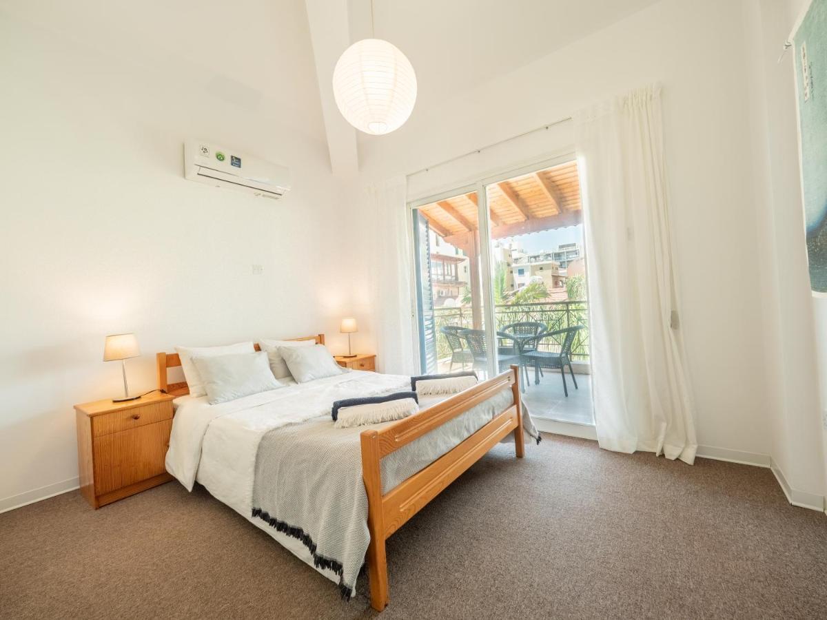 The Salnik Beach Apartment Лимасол Екстериор снимка